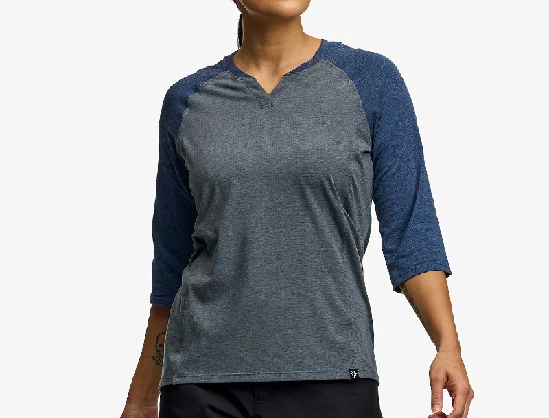 Traverse DriRelease 3/4  Jersey - Women's Off Shoulder Jersey Top