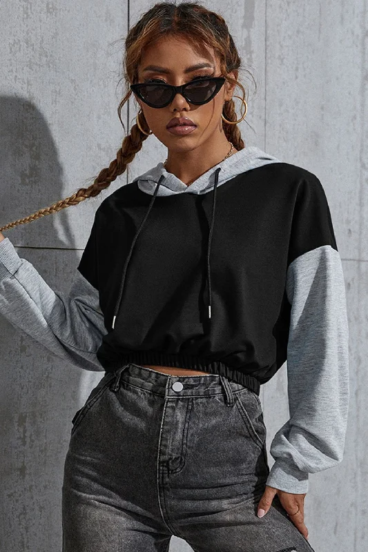 Hazel Blues® | Perfee Contrast Long Sleeve Cropped Hoodie Hoodie with Pattern Geometric Abstract Hazel Blues® | Perfee Contrast Long Sleeve Cropped Hoodie Hoodie with Pattern Geometric Abstract