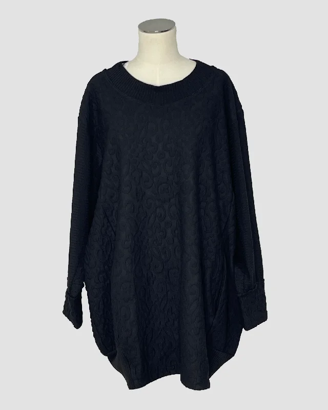 Mulan Sweater Dress in Black Boxy Sweater Fitted Sweater A-Line