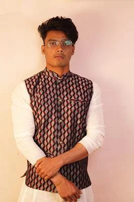 Sambalpuri Designer Gents Half Jacket in Silver, black & Maroon Color Satin Jacket Silk Jacket Chiffon Jacket Sambalpuri Designer Gents Half Jacket in Silver, black & Maroon Color Satin Jacket Silk Jacket Chiffon Jacket