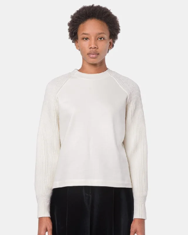 Higmar Sweater in White Soft Cozy Warm
