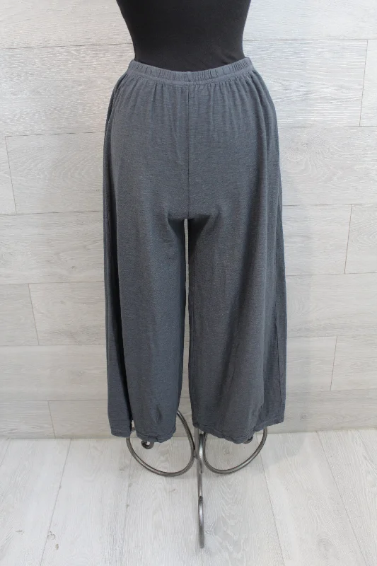 Cut Loose Linen Cotton Jersey - Cropped Pant W/Darts Pastel Jersey Tee